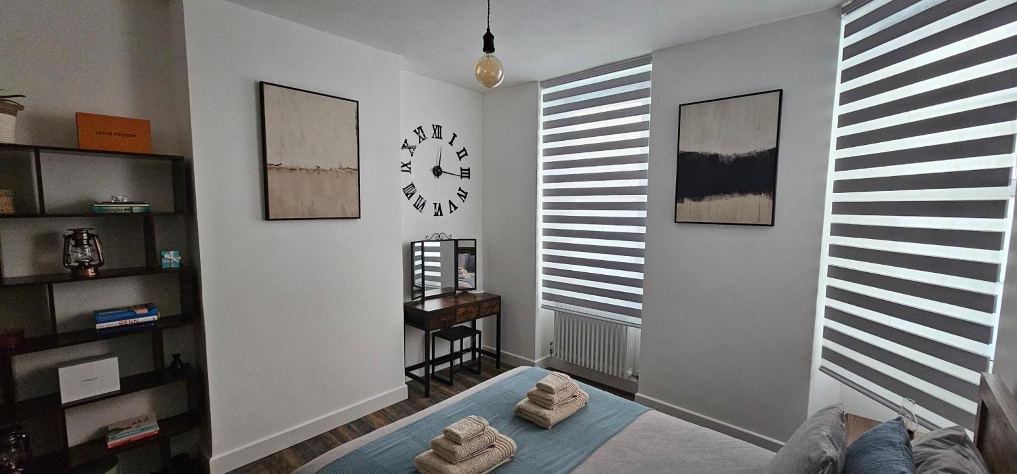 Tower Bridge Spacious King Bedroom With Extra Large Windows London Exteriör bild