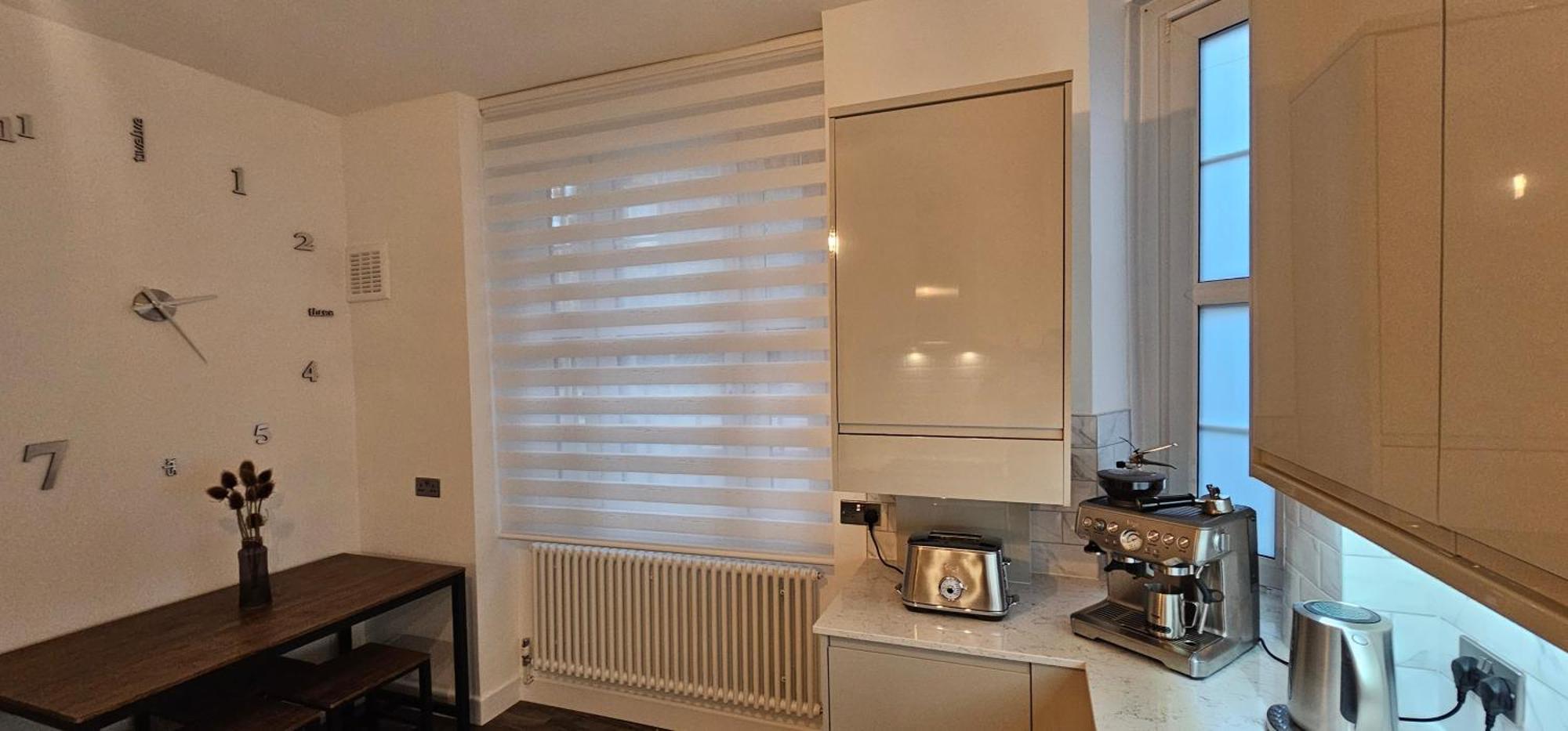 Tower Bridge Spacious King Bedroom With Extra Large Windows London Exteriör bild